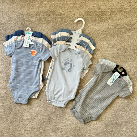 Carter’s | 0-3 months NWT onesies - Picture 2 of 10